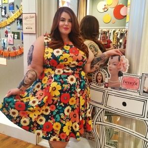 PLUS SIZE MODCLOTH retro floral dress